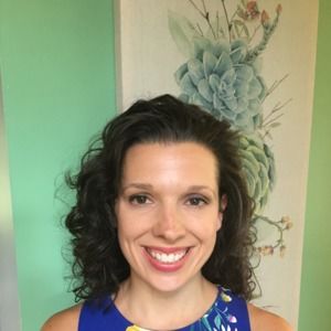 Meet your Posher, Alicia